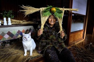 grandmother-and-cat-miyoko-ihara-fukumaru-15